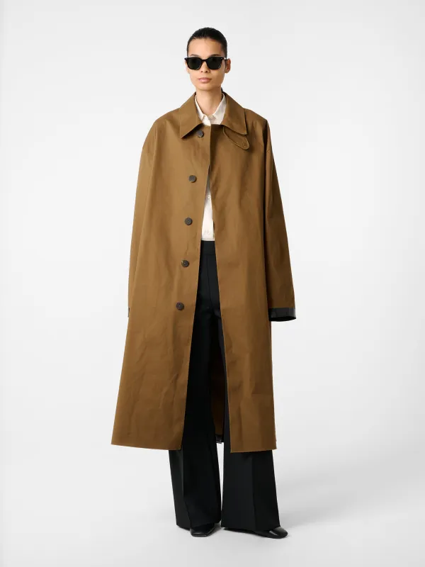 SN x Mackintosh Ettrick Mac Trench in Peat made by Studio Nicholson