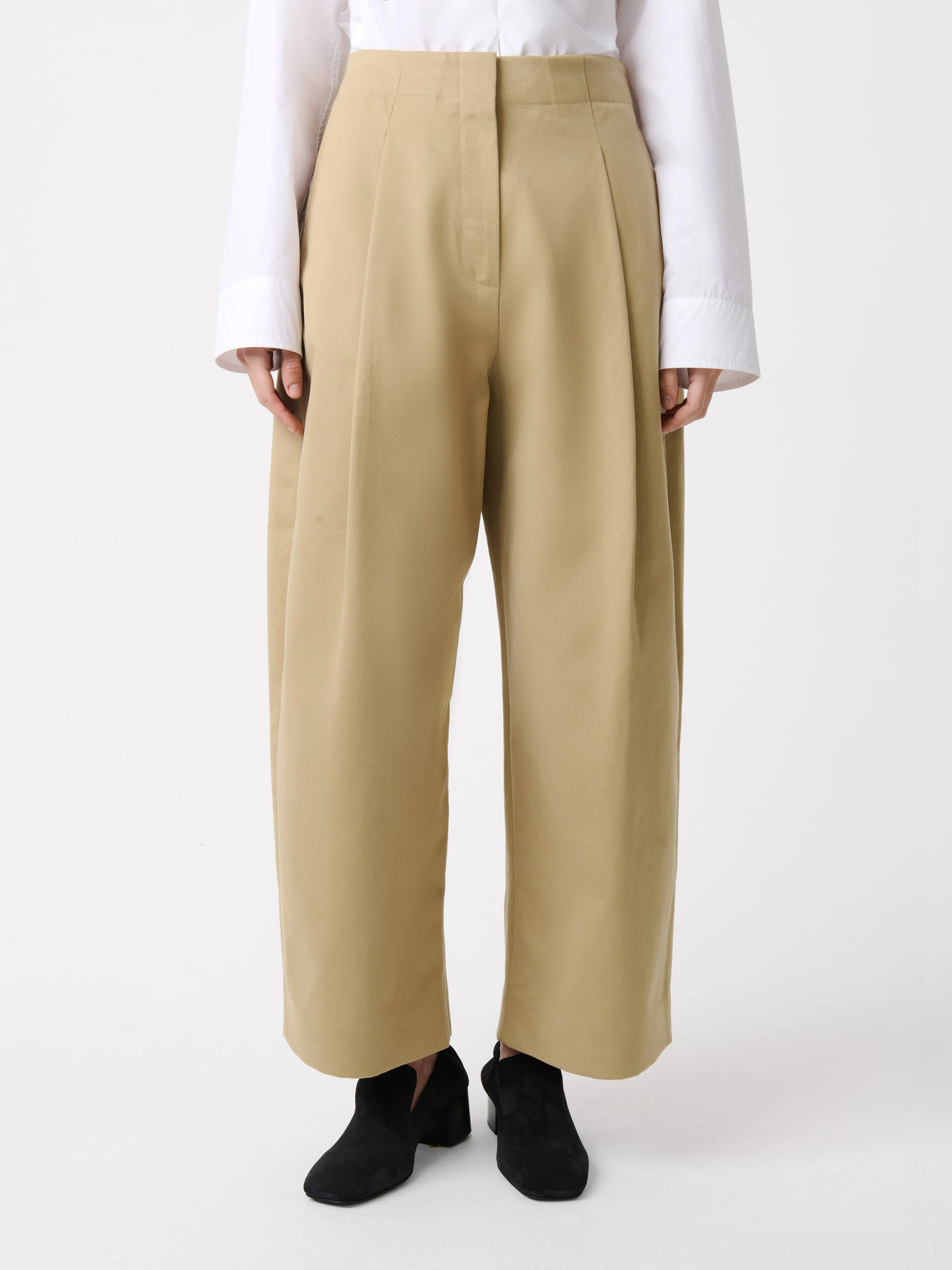 Dordoni Pleated Pant in Tan sold by Studio Nicholson product image thumbnail 4