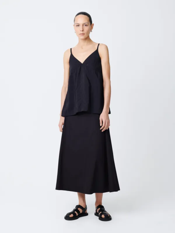 Centro Skirt in Darkest Navy made by Studio Nicholson