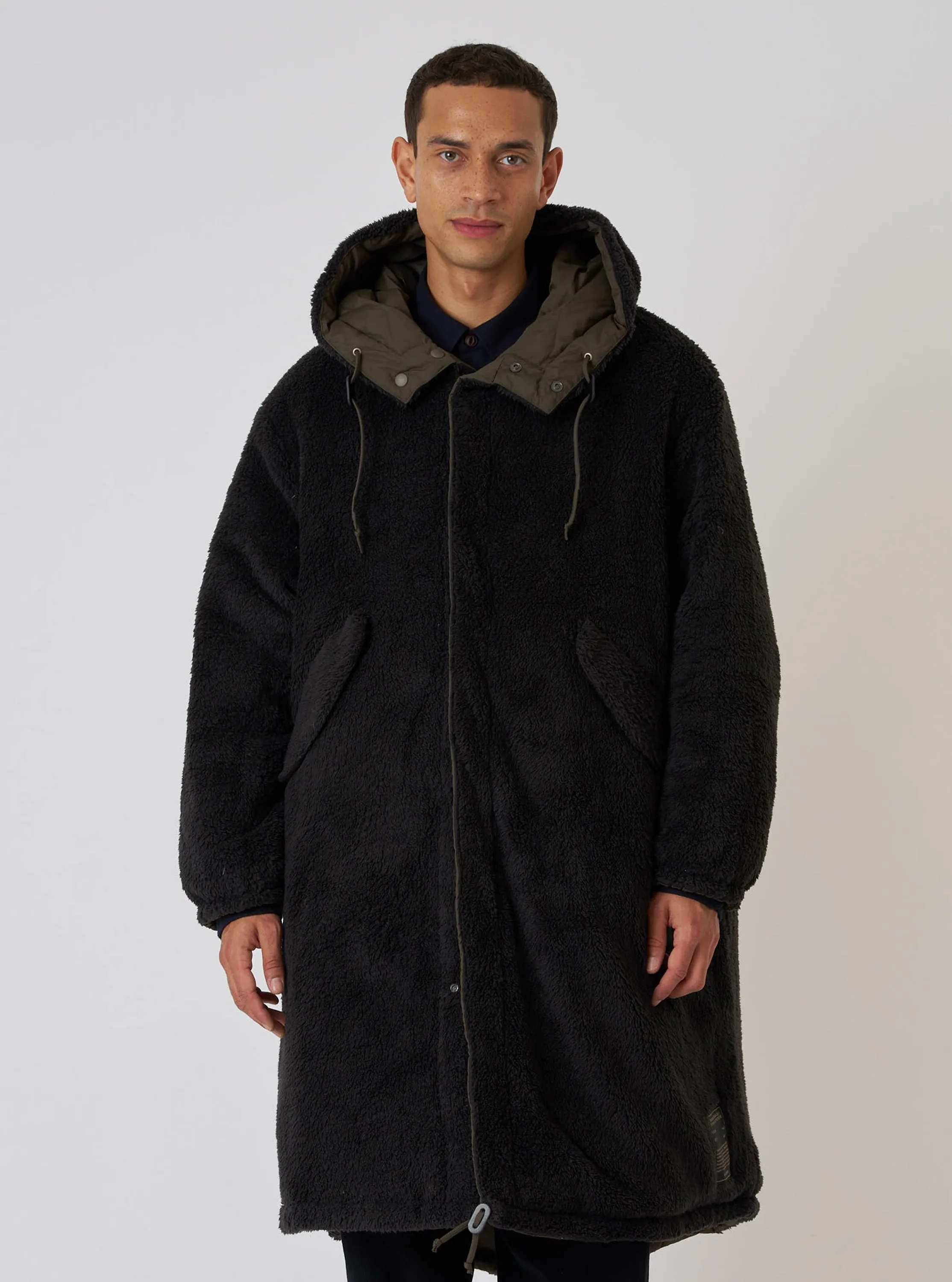 TAION x Universal Works Reversible Dark Olive Military Line Sherpa Parka sold by Universal Works product image thumbnail 4