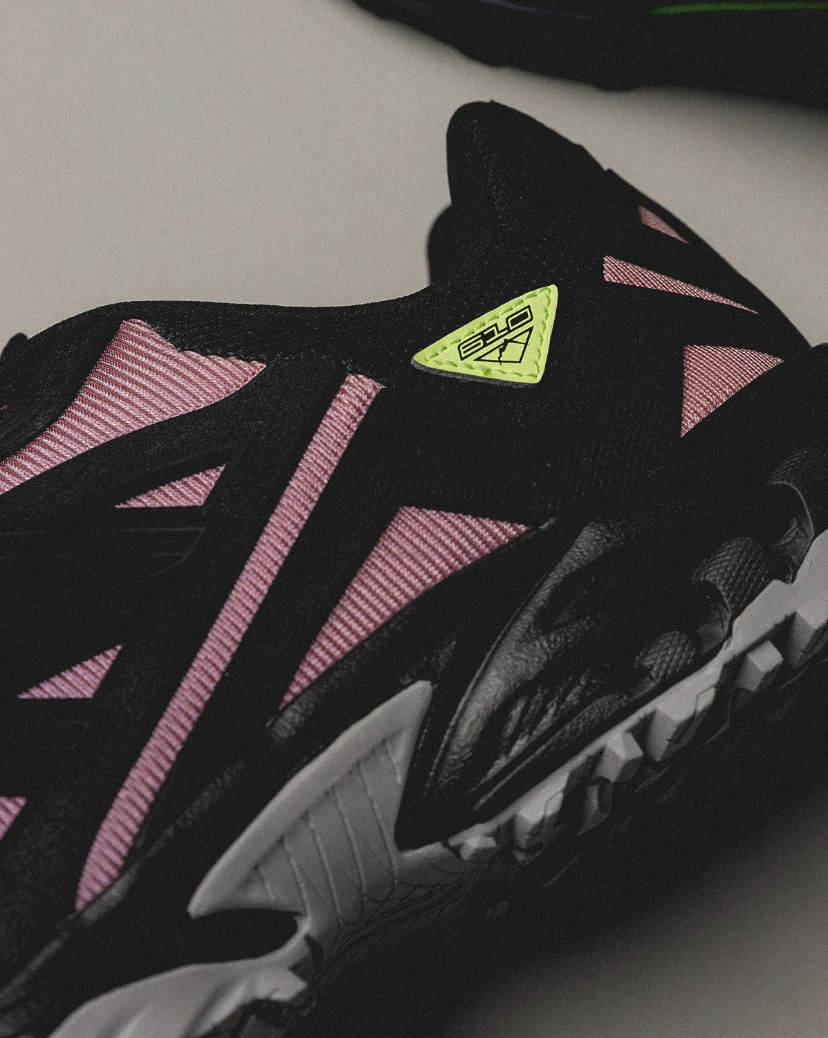 New Balance ML610DC sold by Asphalt Gold product image thumbnail 4