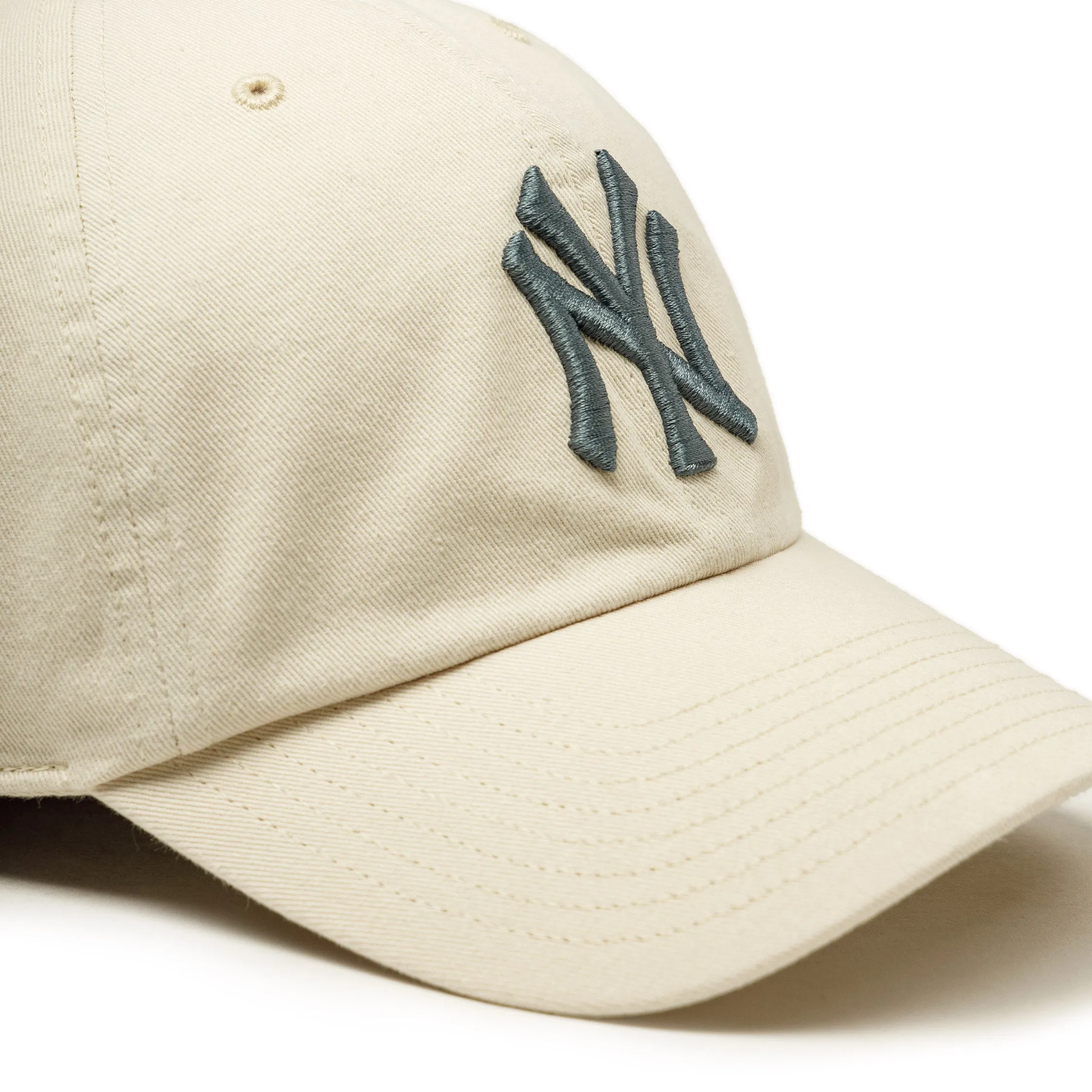 47 MLB New York Yankees *Clean Up* Cap sold by Asphalt Gold product image thumbnail 3