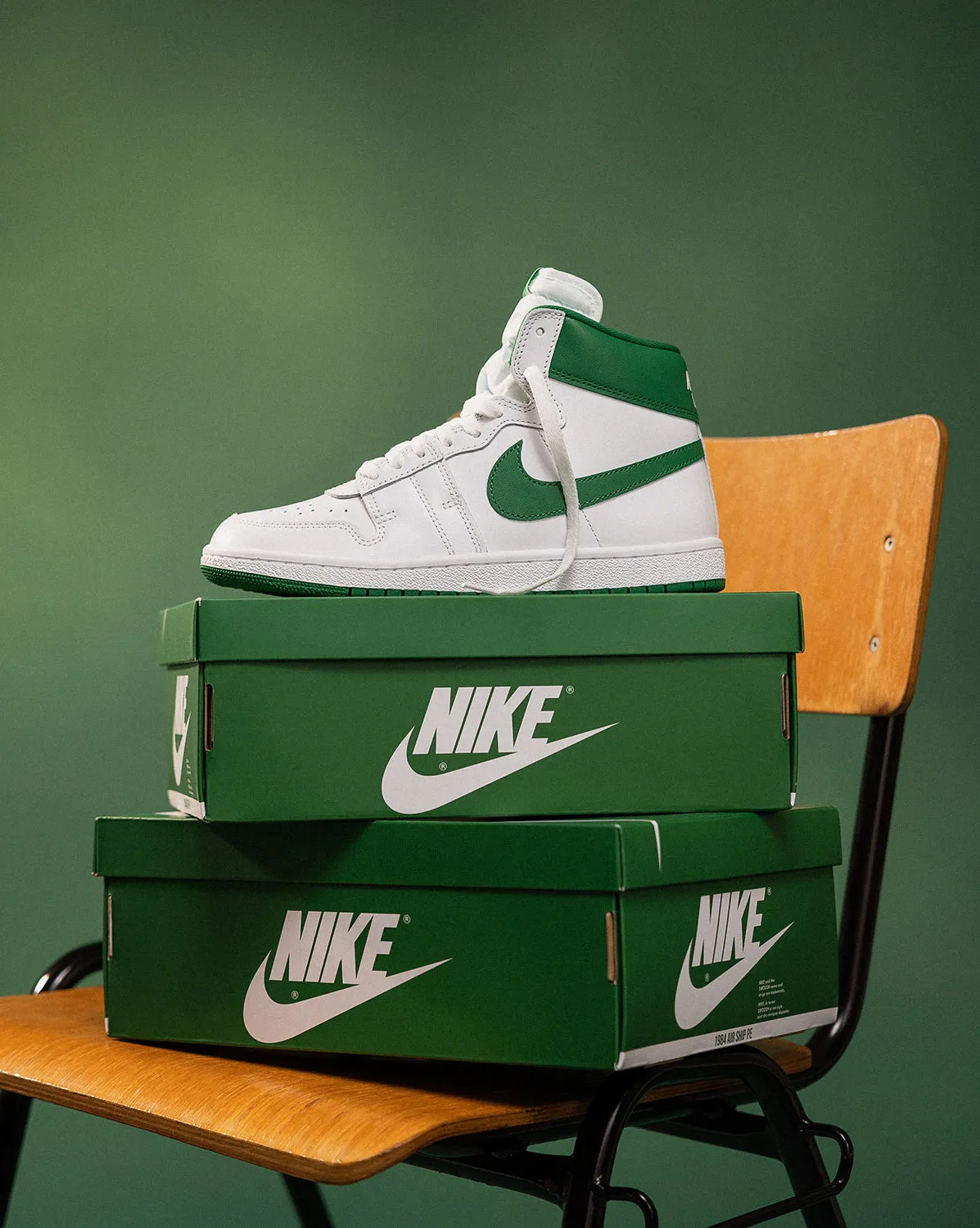 Nike Jordan Air Ship SP *Pine Green* sold by Asphalt Gold product image thumbnail 5