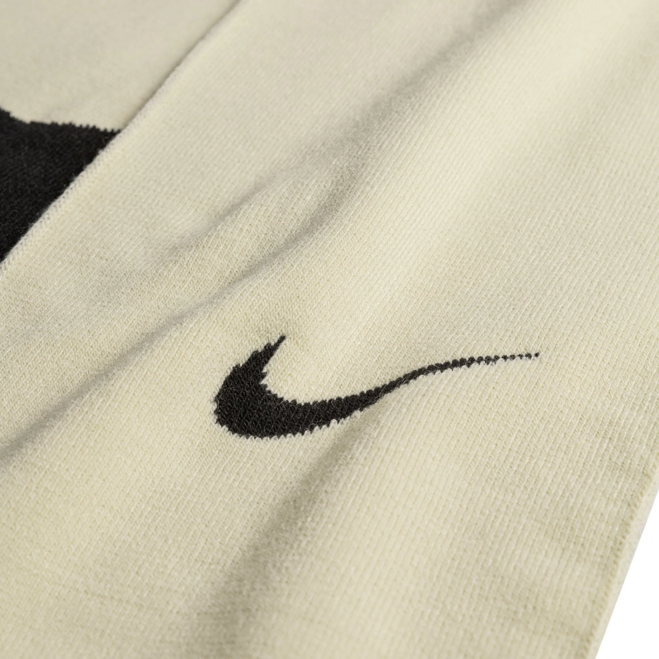 Nike Swoosh Sport Scarf sold by Asphalt Gold product image thumbnail 3