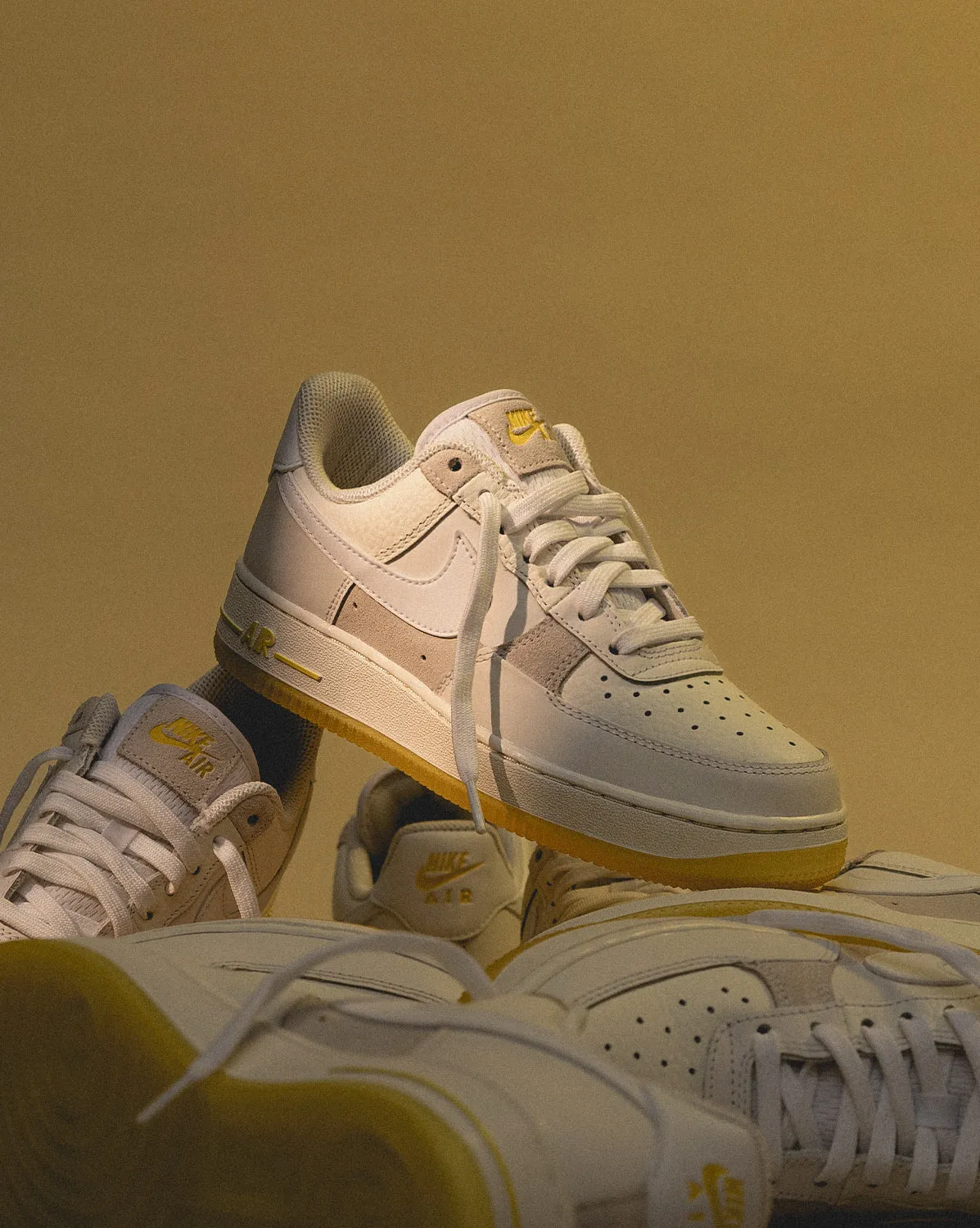 Nike Wmns Air Force 1 '07 Low sold by Asphalt Gold product image thumbnail 4