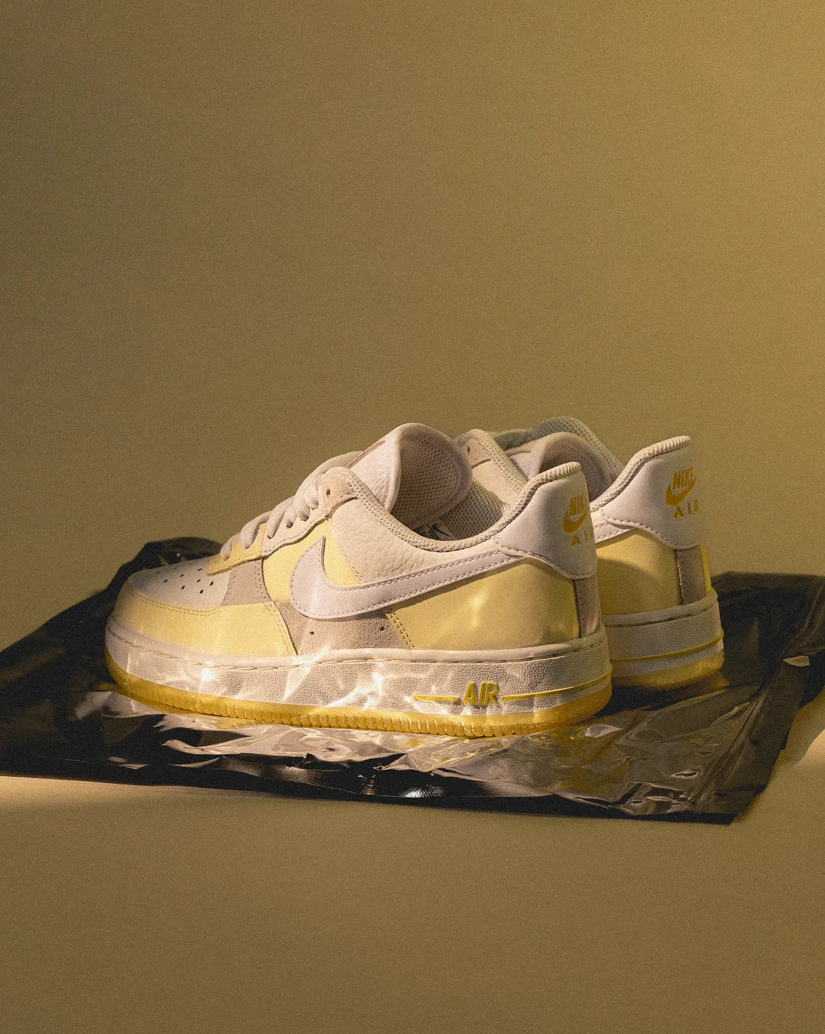 Nike Wmns Air Force 1 '07 Low sold by Asphalt Gold product image thumbnail 5