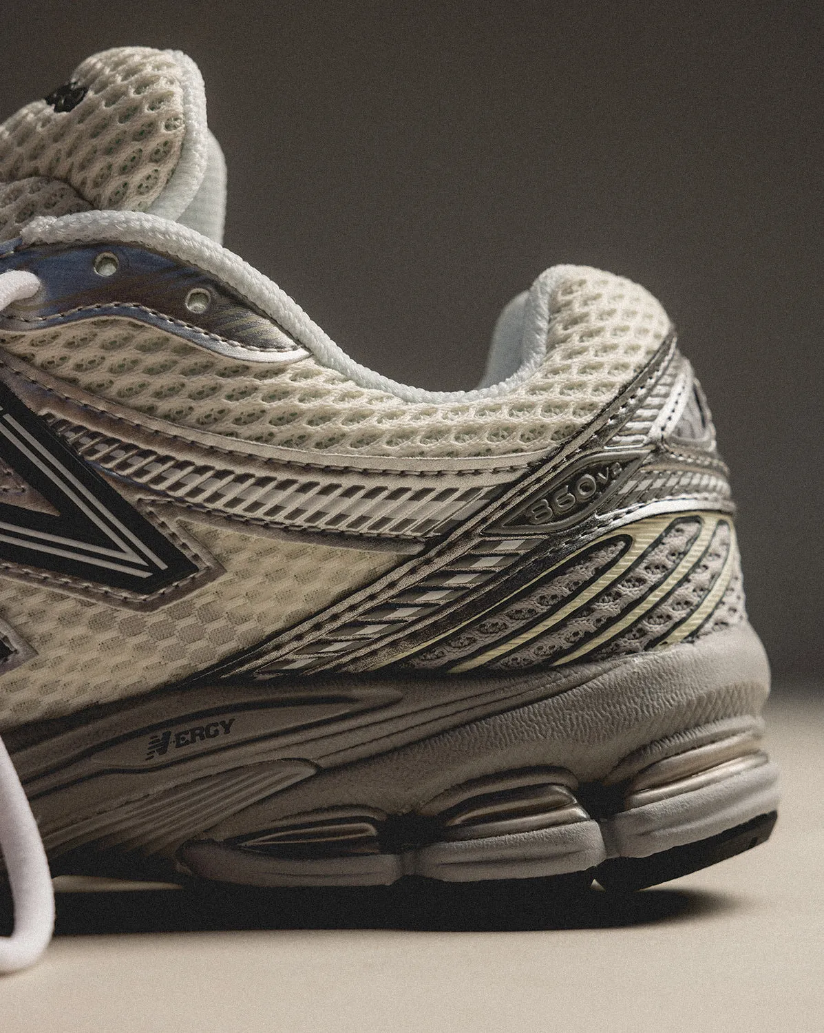 New Balance ML860GO2 sold by Asphalt Gold product image thumbnail 5