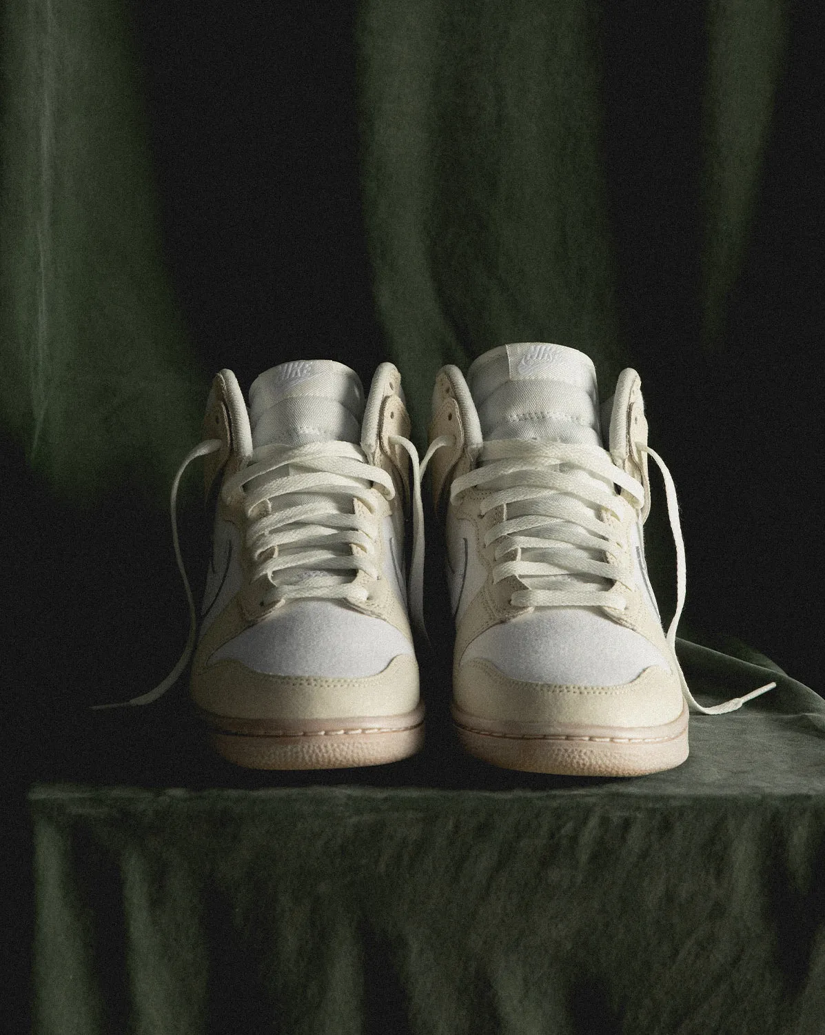 Nike Dunk High Retro PRM sold by Asphalt Gold product image thumbnail 5