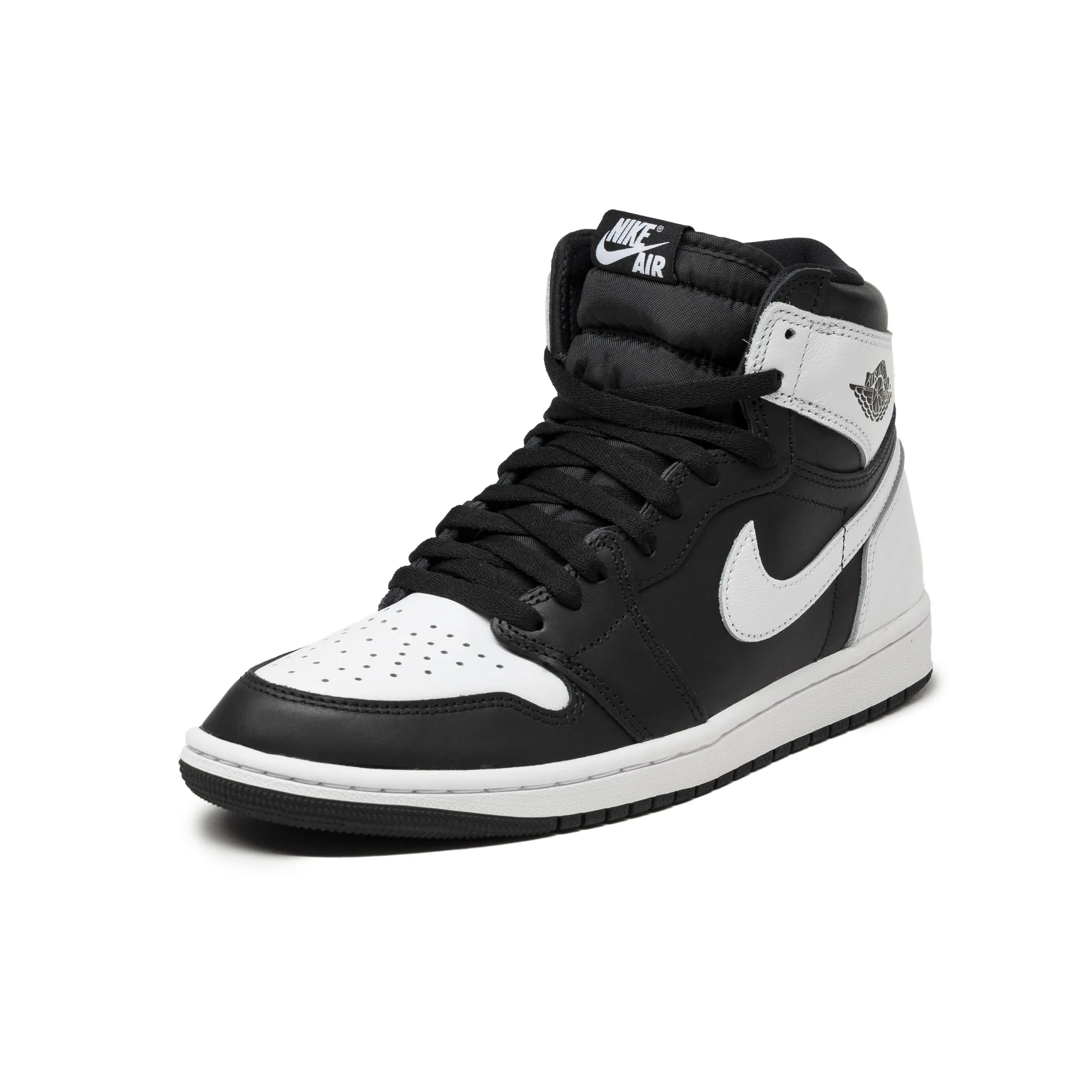 Nike Air Jordan 1 Retro High OG sold by Asphalt Gold product image thumbnail 2
