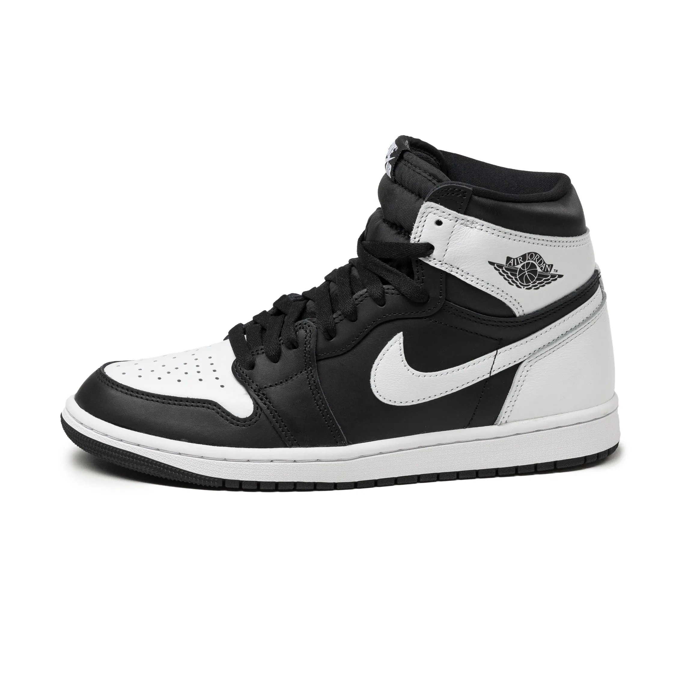 Nike Air Jordan 1 Retro High OG sold by Asphalt Gold