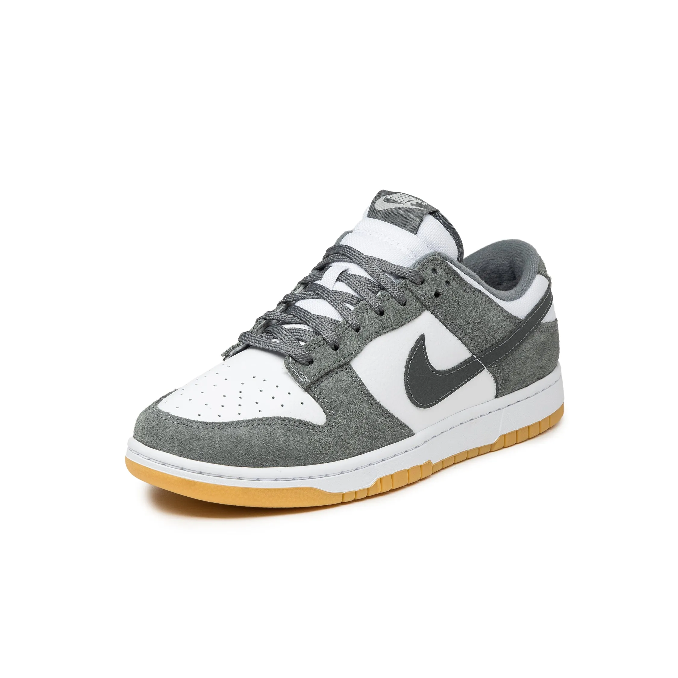 Nike Dunk Low sold by Asphalt Gold product image thumbnail 2