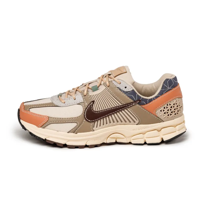 Nike Zoom Vomero 5 sold by Asphalt Gold