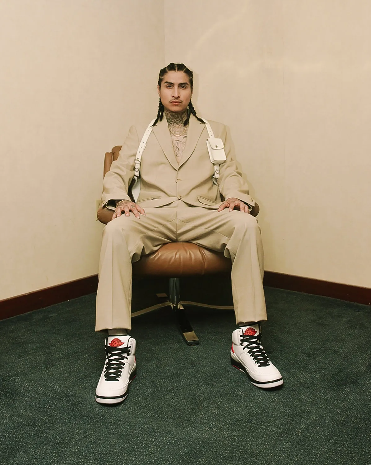 Nike Air Jordan 2 Retro *Chicago* sold by Asphalt Gold product image thumbnail 5