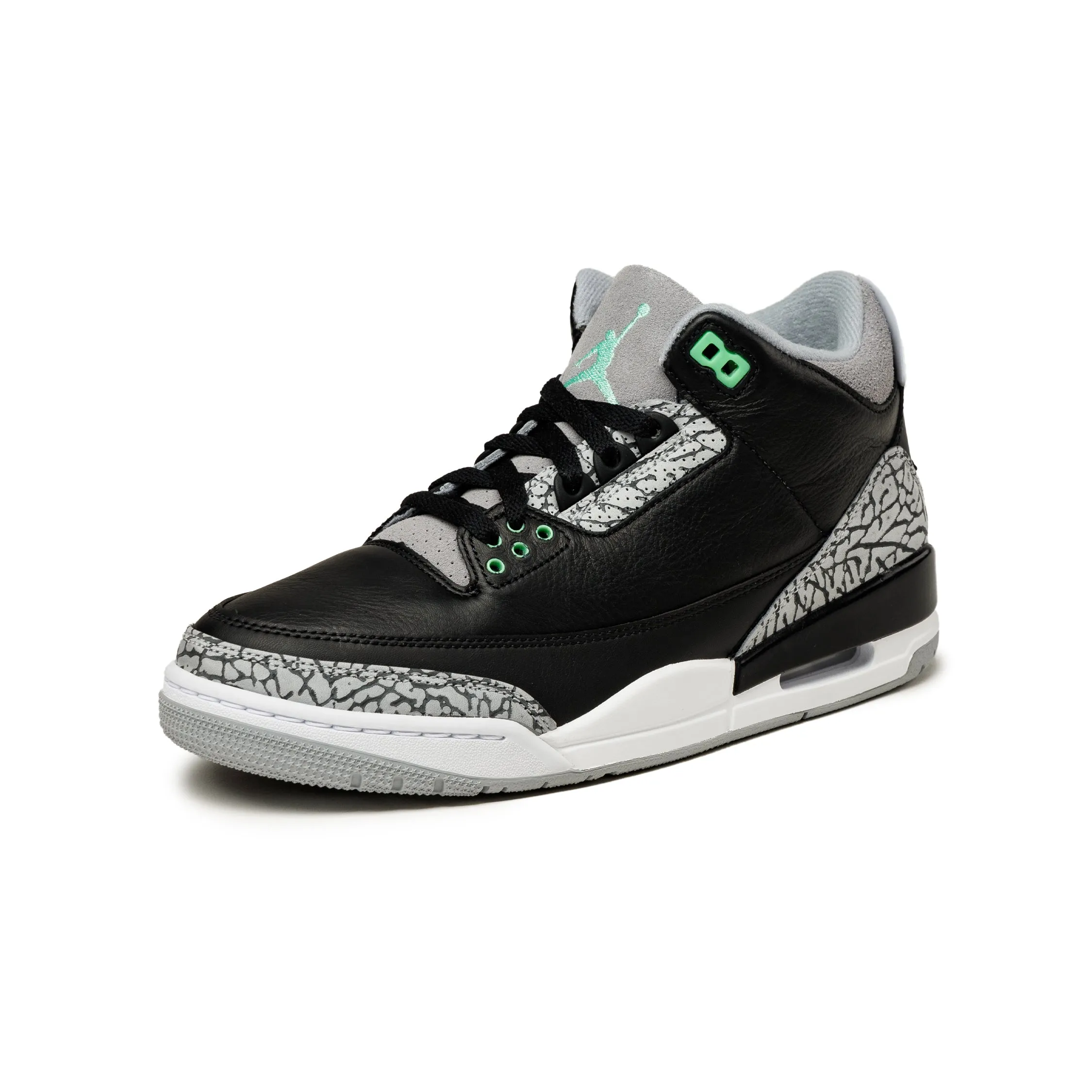 Nike Air Jordan 3 Retro *Green Glow* sold by Asphalt Gold product image thumbnail 2