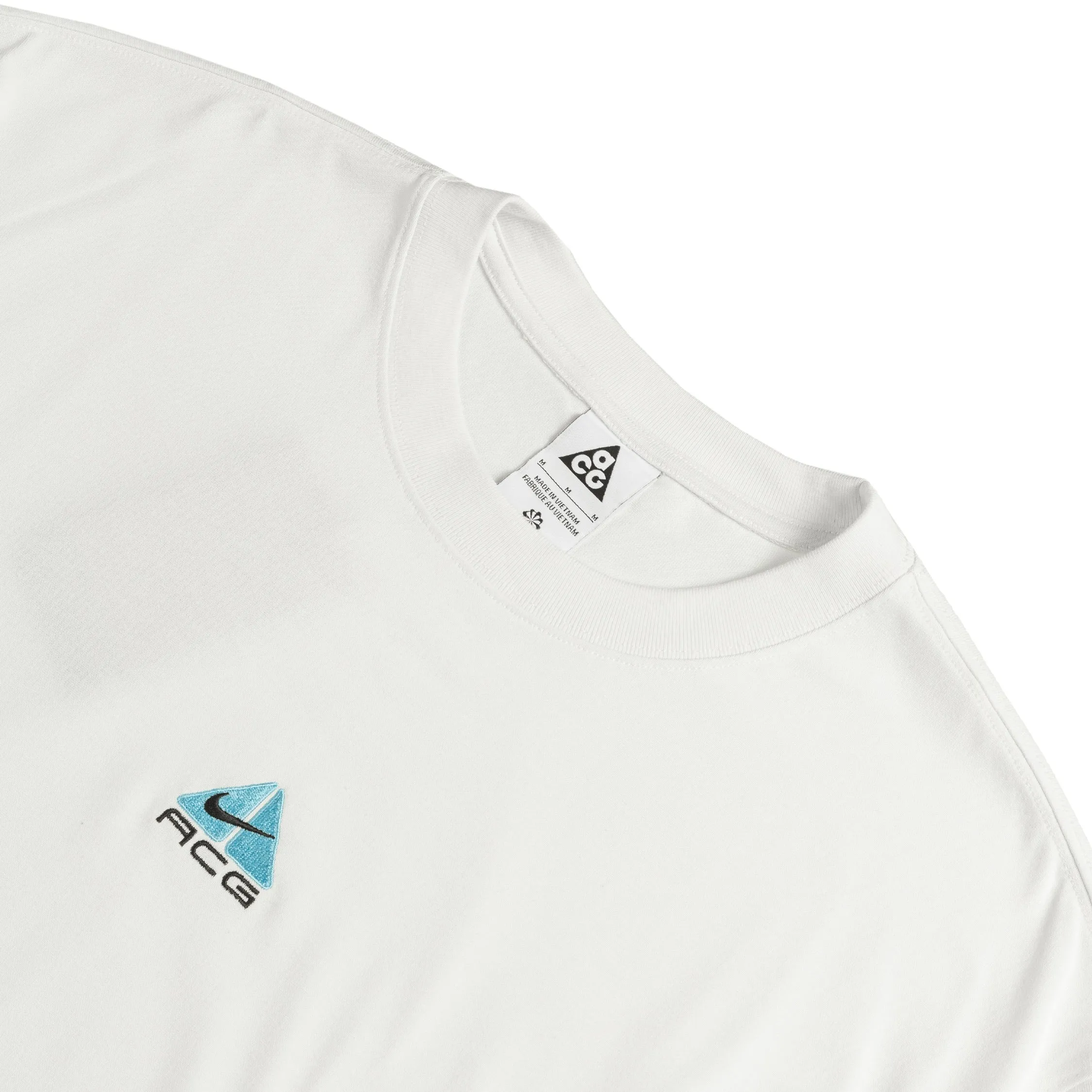 Nike ACG Lungs Longsleeve sold by Asphalt Gold product image thumbnail 3