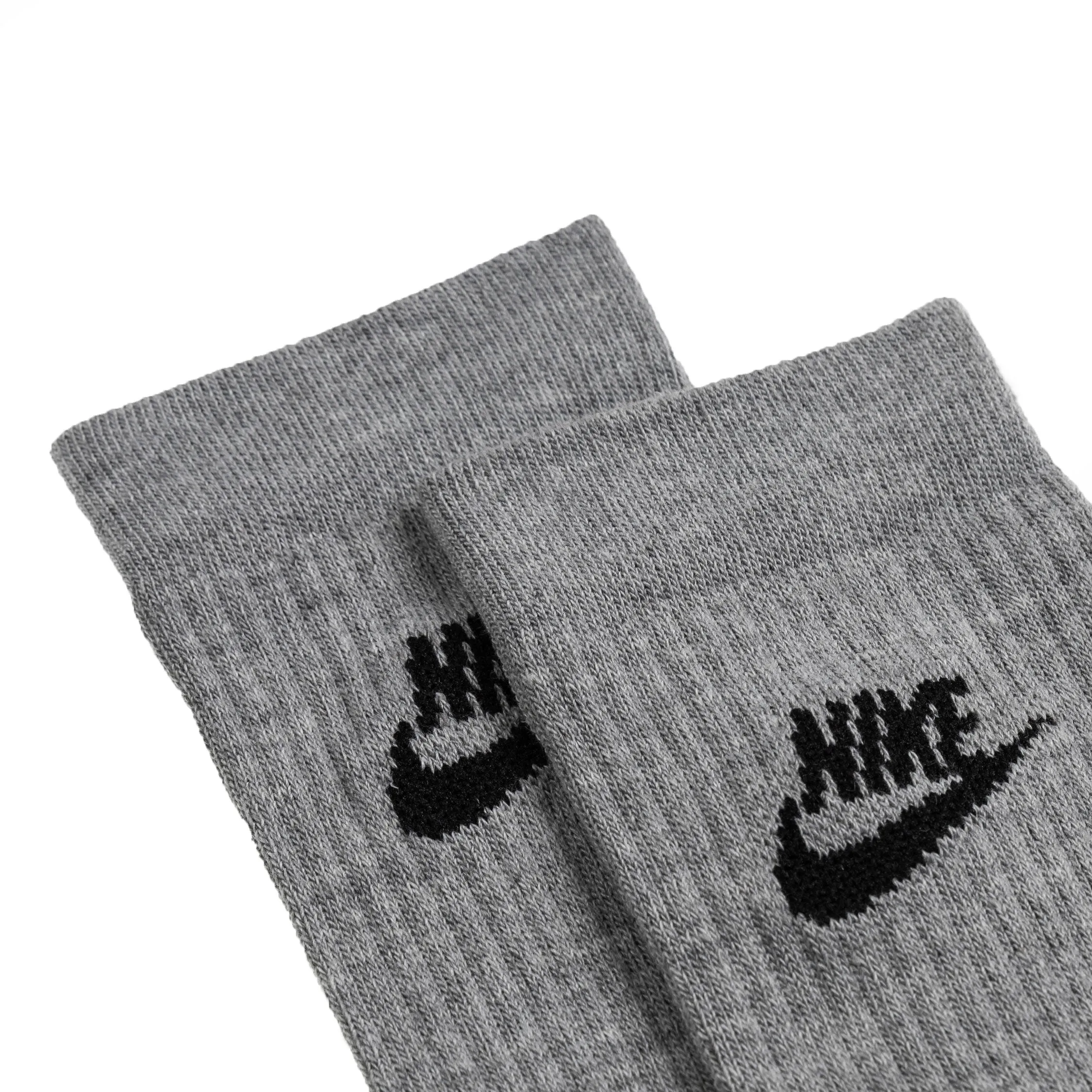 Nike Everyday Essential Crew Socks 3 Pack sold by Asphalt Gold product image thumbnail 3