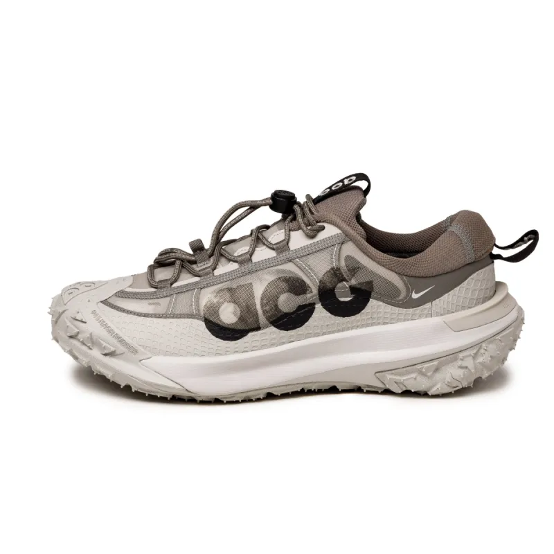 Nike ACG Mountain Fly 2 Low sold by Asphalt Gold