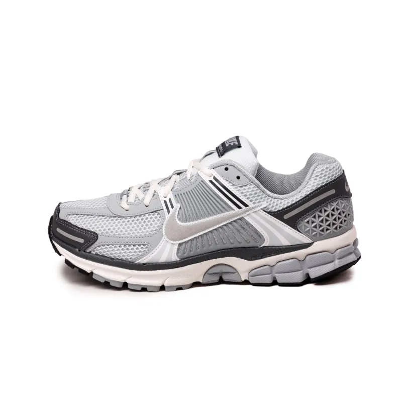 Nike Wmns Zoom Vomero 5 sold by Asphalt Gold