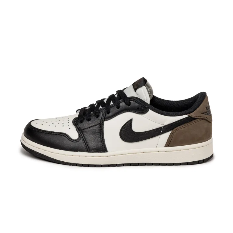 Nike Air Jordan 1 Retro Low OG *Mocha* sold by Asphalt Gold