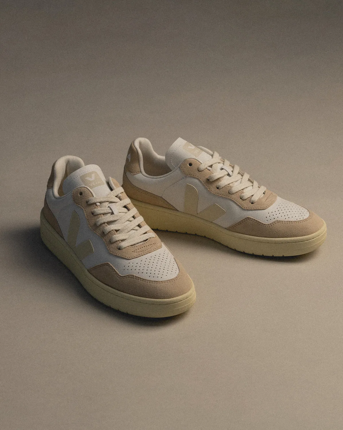 Veja V-90 sold by Asphalt Gold product image thumbnail 4