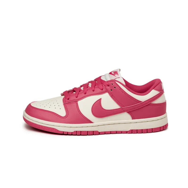 Nike Wmns Dunk Low sold by Asphalt Gold
