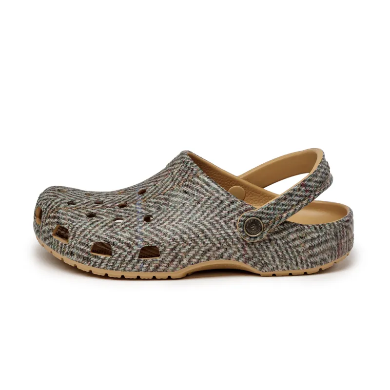 Crocs Classic Platform Clog sold by Asphalt Gold