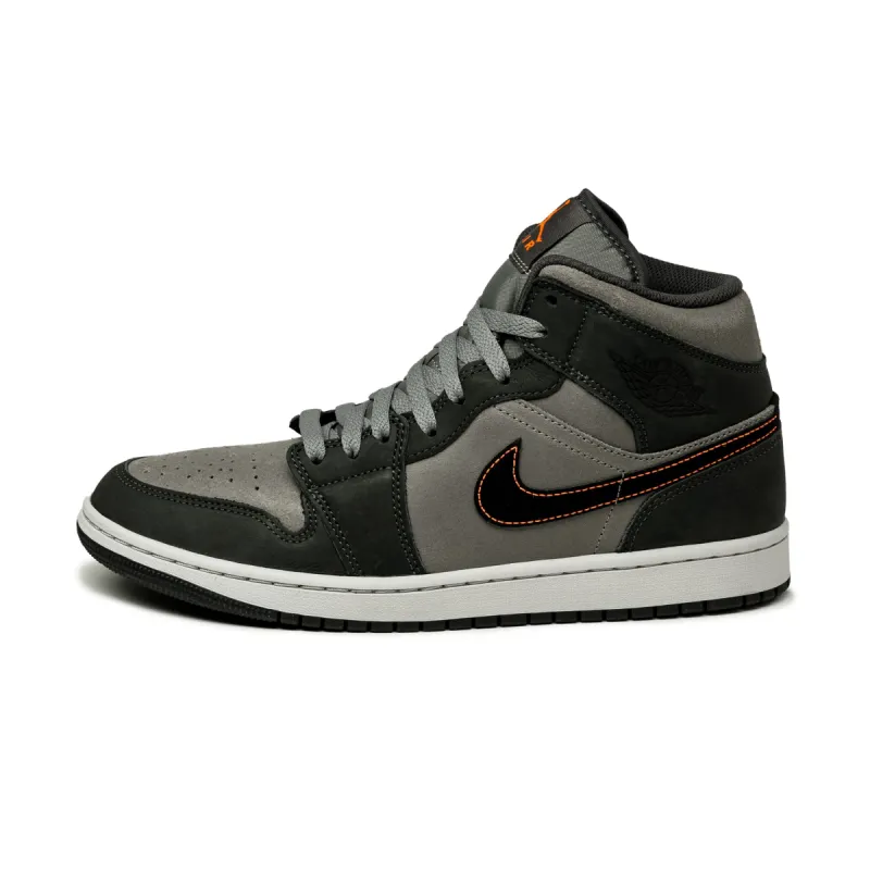 Nike Air Jordan 1 Mid SE *Night Stadium* sold by Asphalt Gold