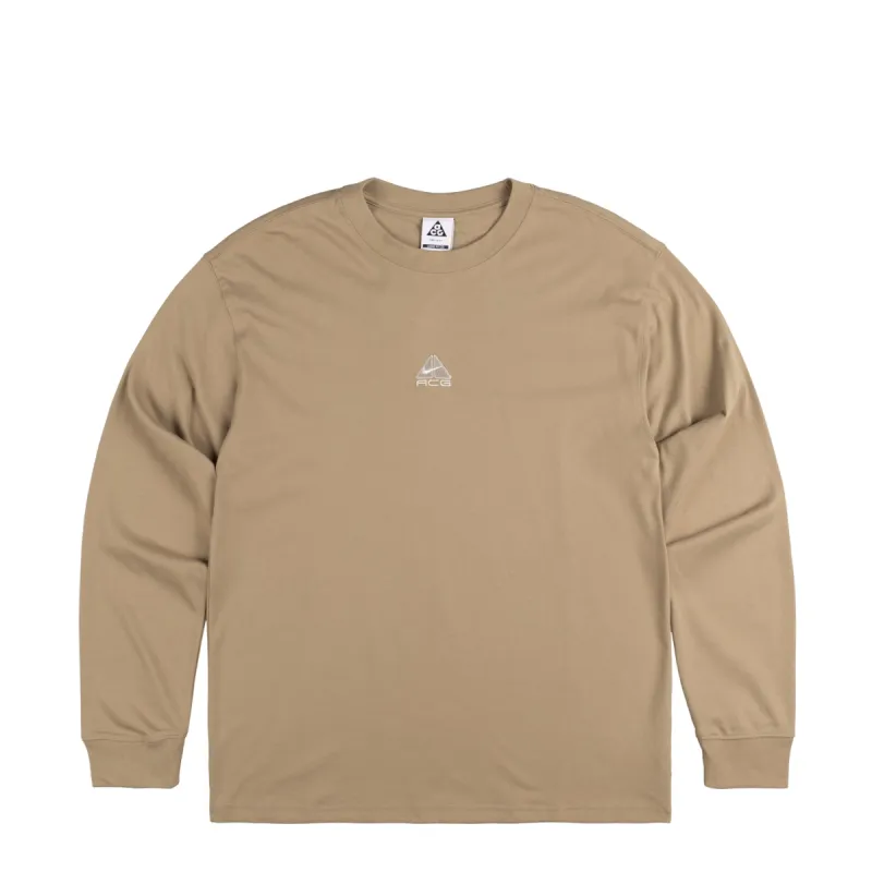 Nike	ACG Lungs Longsleeve sold by Asphalt Gold