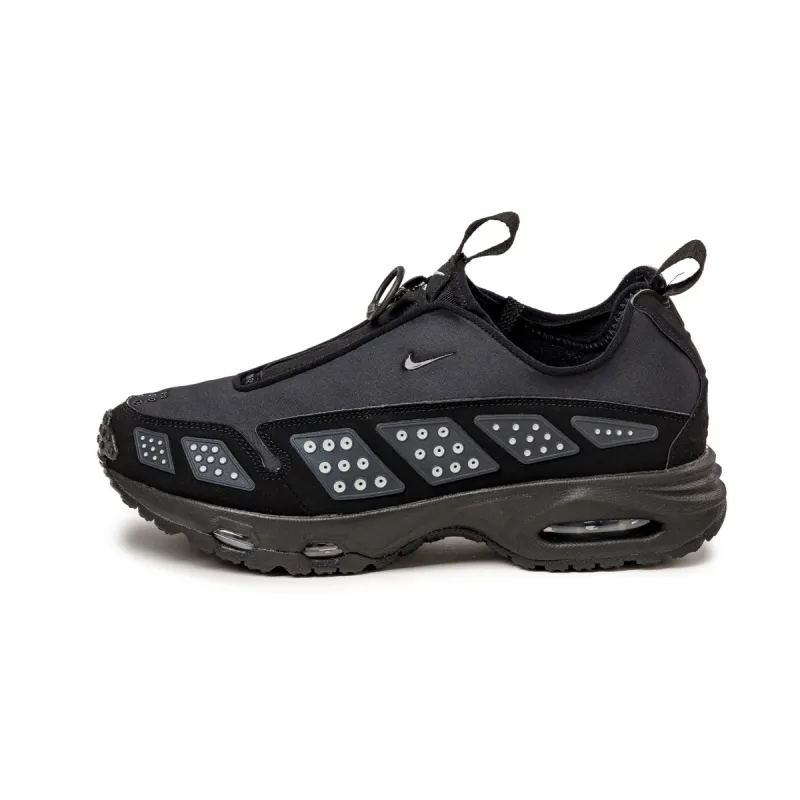Nike Wmns Air Max SNDR sold by Asphalt Gold