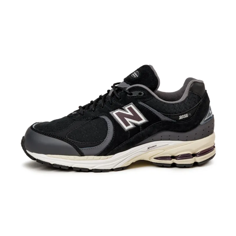 New Balance M2002RXT *Gore-Tex* sold by Asphalt Gold