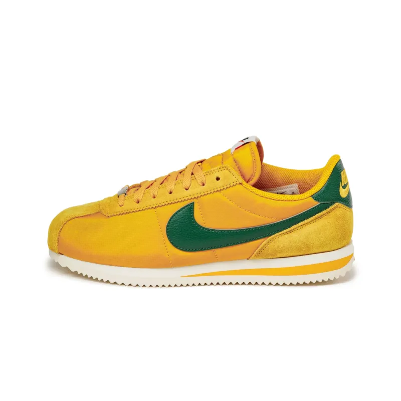 Nike Wmns Cortez TXT sold by Asphalt Gold