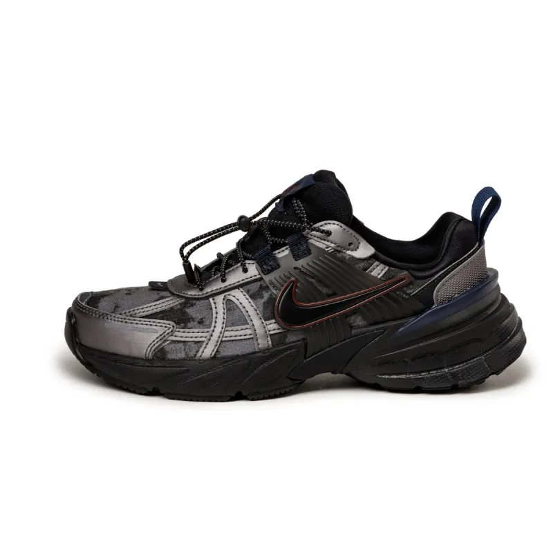 Nike Wmns V2K Run sold by Asphalt Gold