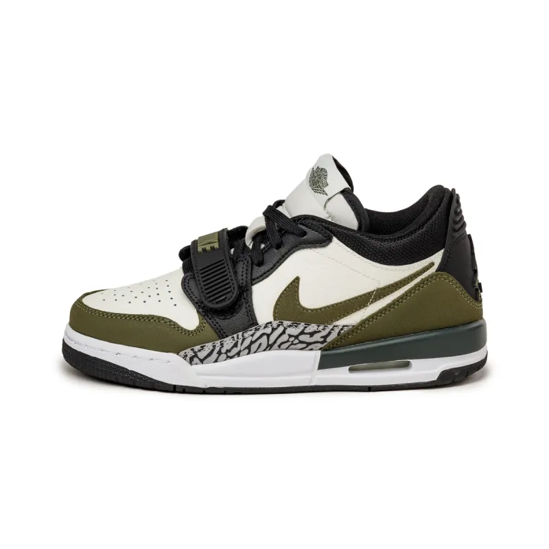 Nike Air Jordan Legacy 312 Low *GS* sold by Asphalt Gold