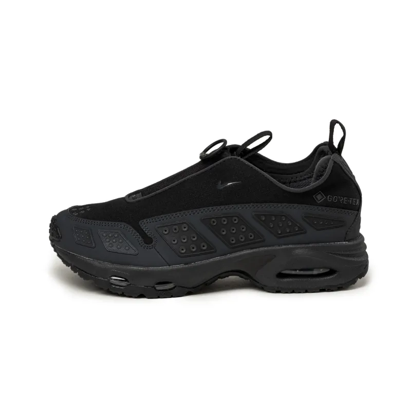Nike Wmns Air Max SNDR *GTX* sold by Asphalt Gold