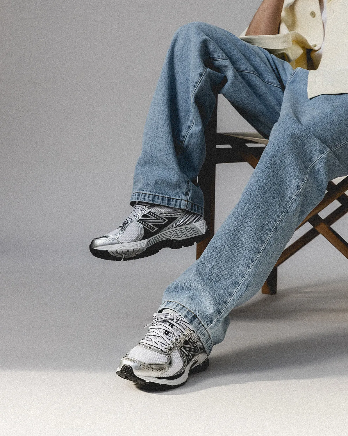 New Balance ML860XD sold by Asphalt Gold product image thumbnail 4