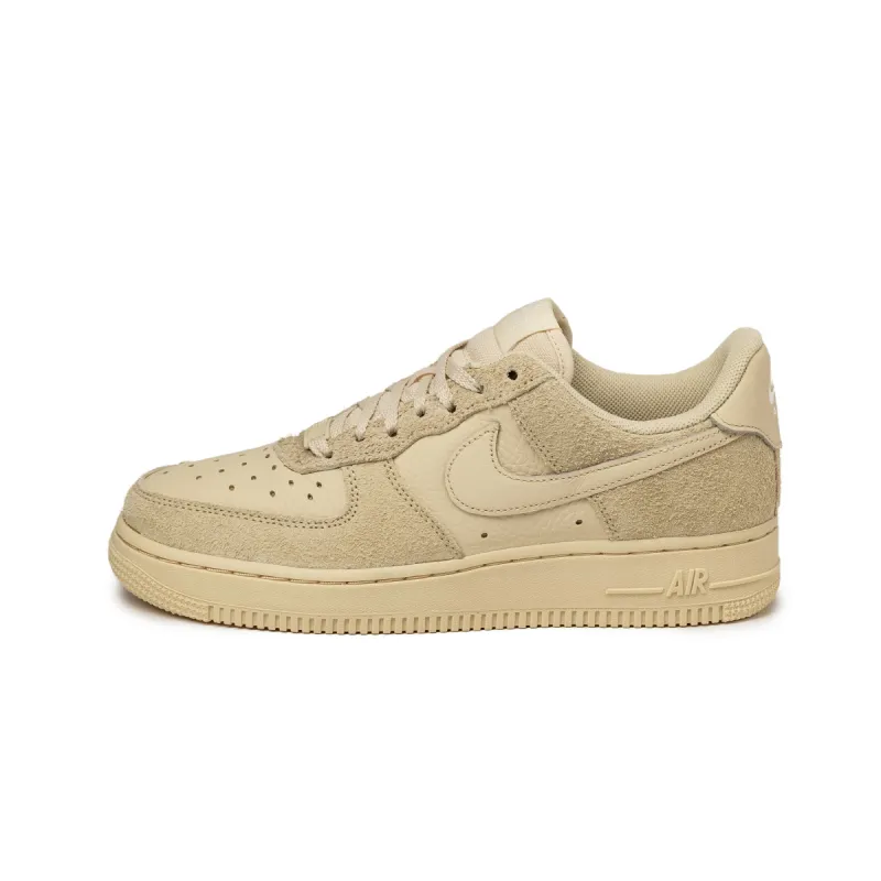 Nike Wmns Air Force 1 '07 LX made by Nike