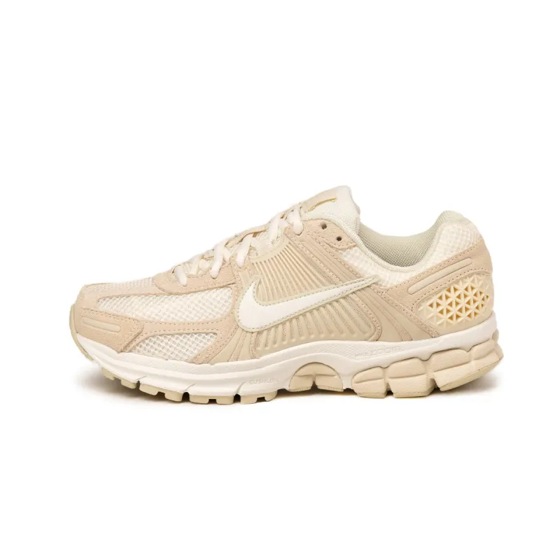 Nike Wmns Zoom Vomero 5 sold by Asphalt Gold