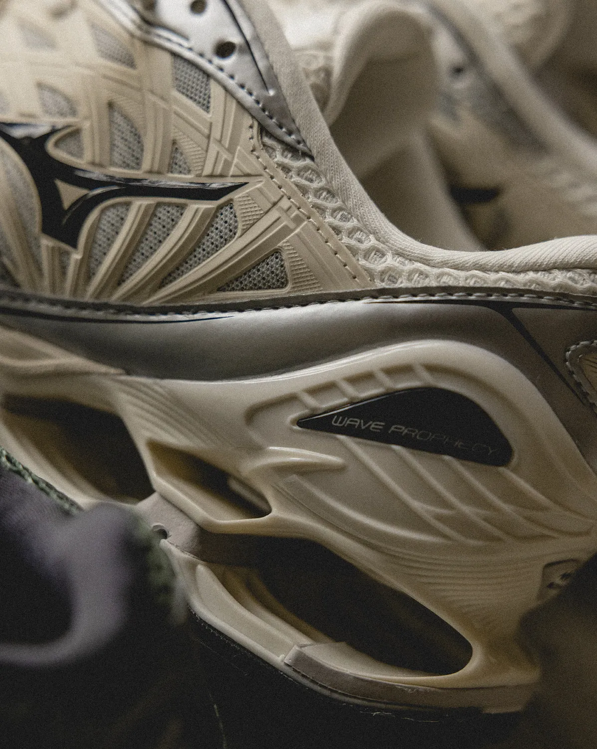 Mizuno Wave Prophecy LS *Anodized* sold by Asphalt Gold product image thumbnail 2