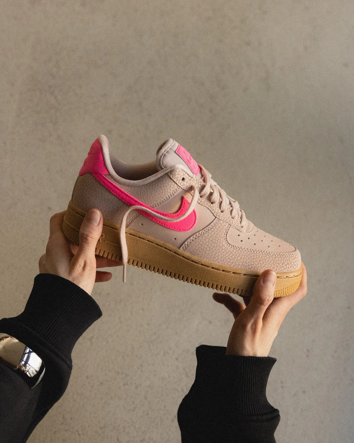 Nike Wmns Air Force 1 '07 sold by Asphalt Gold product image thumbnail 2