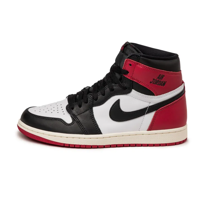 Nike Air Jordan 1 Retro High OG *Black Toe* sold by Asphalt Gold
