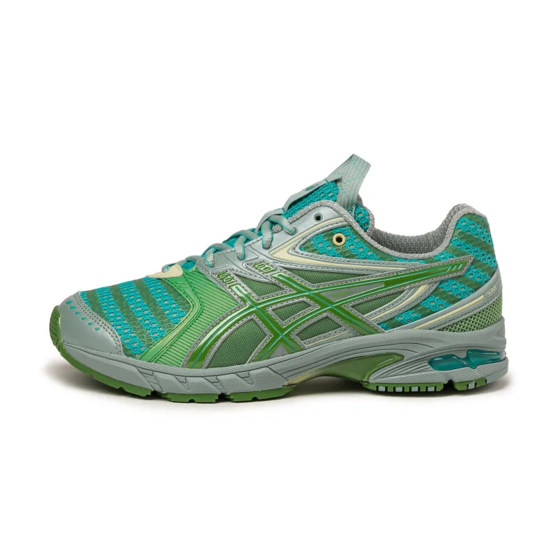 Asics UB9-S GEL-DS Trainer 14 sold by Asphalt Gold