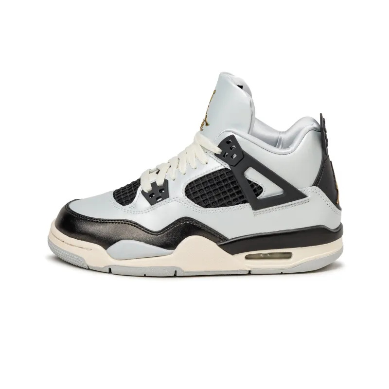 Nike Air Jordan 4 Retro *GS* sold by Asphalt Gold