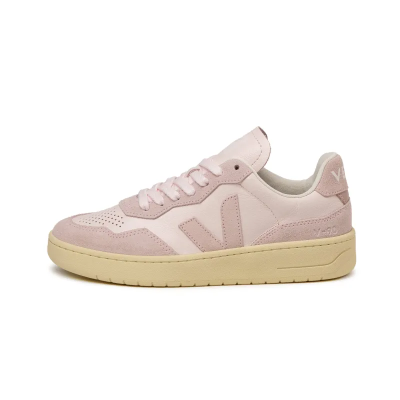 Veja V-90 O.T. W sold by Asphalt Gold