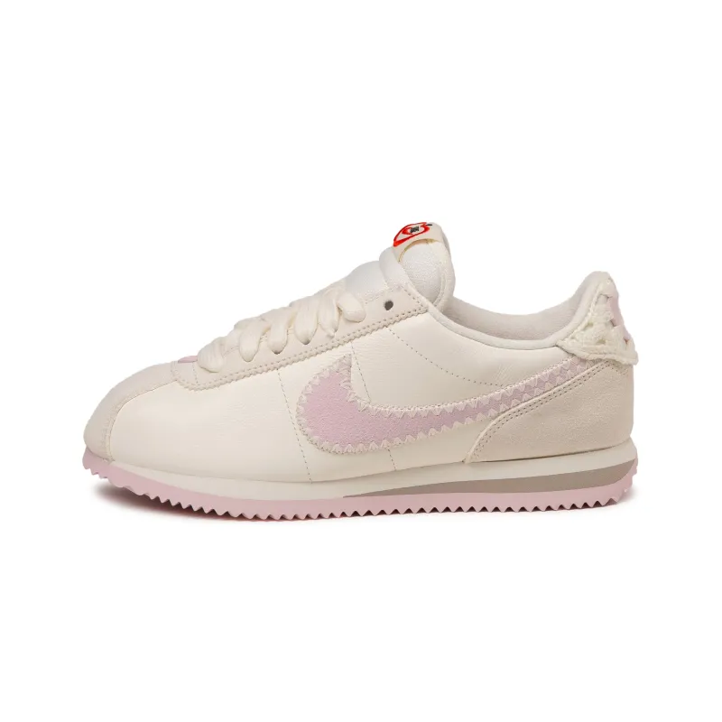 Nike Wmns Cortez sold by Asphalt Gold