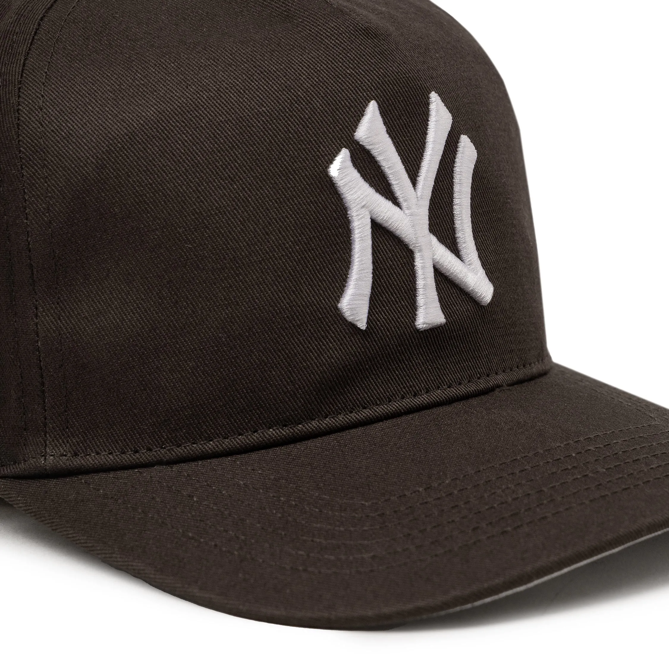 47 MLB New York Yankees *Hitch* Cap sold by Asphalt Gold product image thumbnail 2