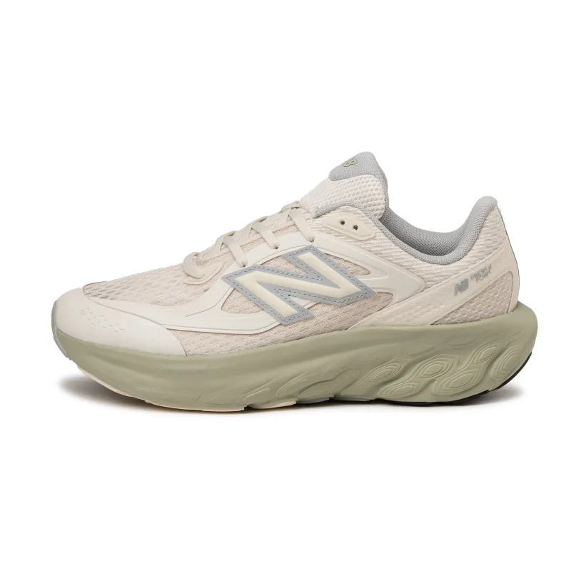 New Balance FF800 sold by Asphalt Gold