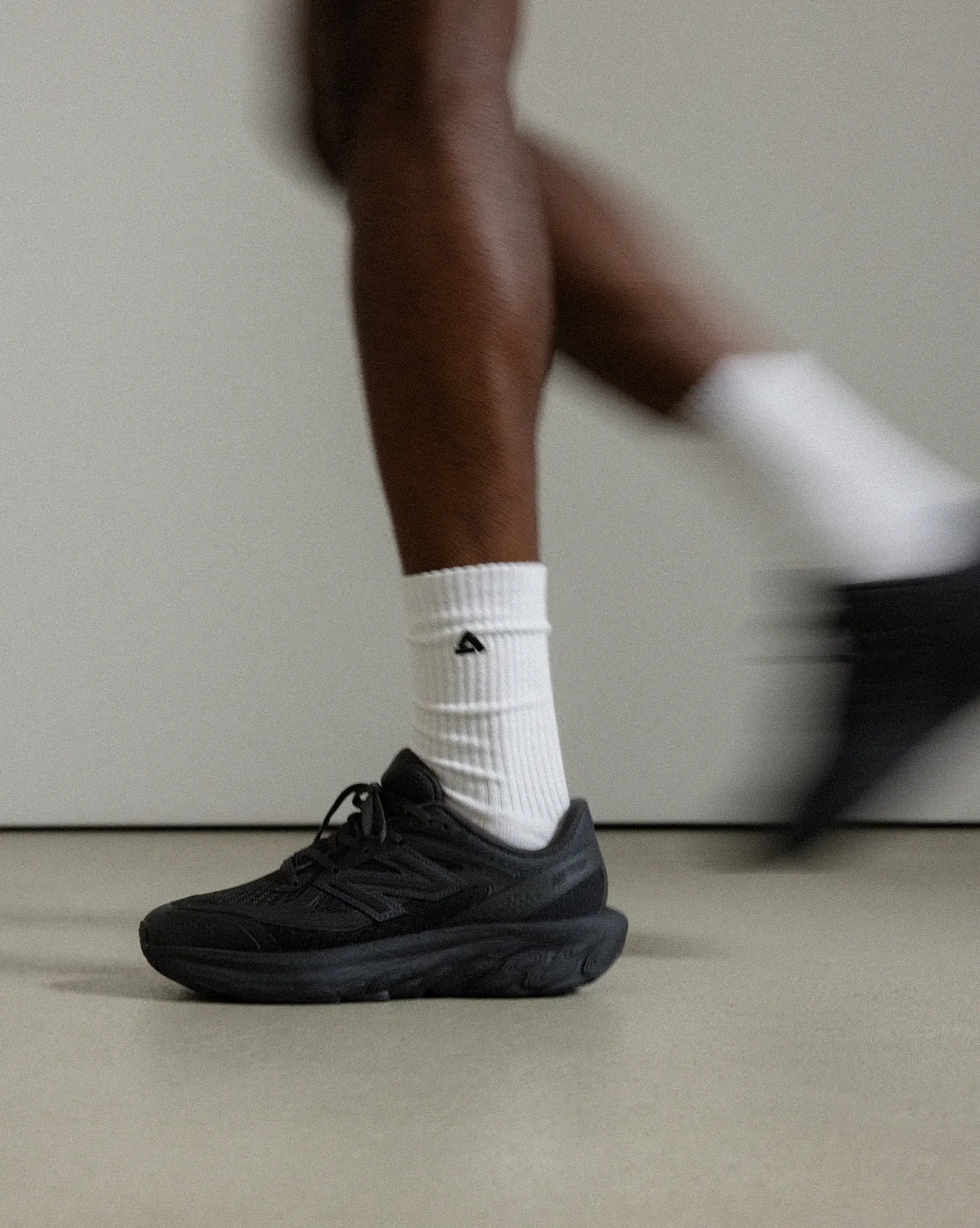 New Balance 800 sold by Asphalt Gold product image thumbnail 2