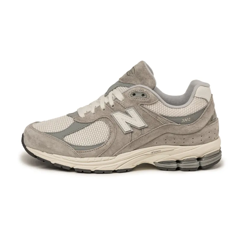 New Balance U2002RRD sold by Asphalt Gold