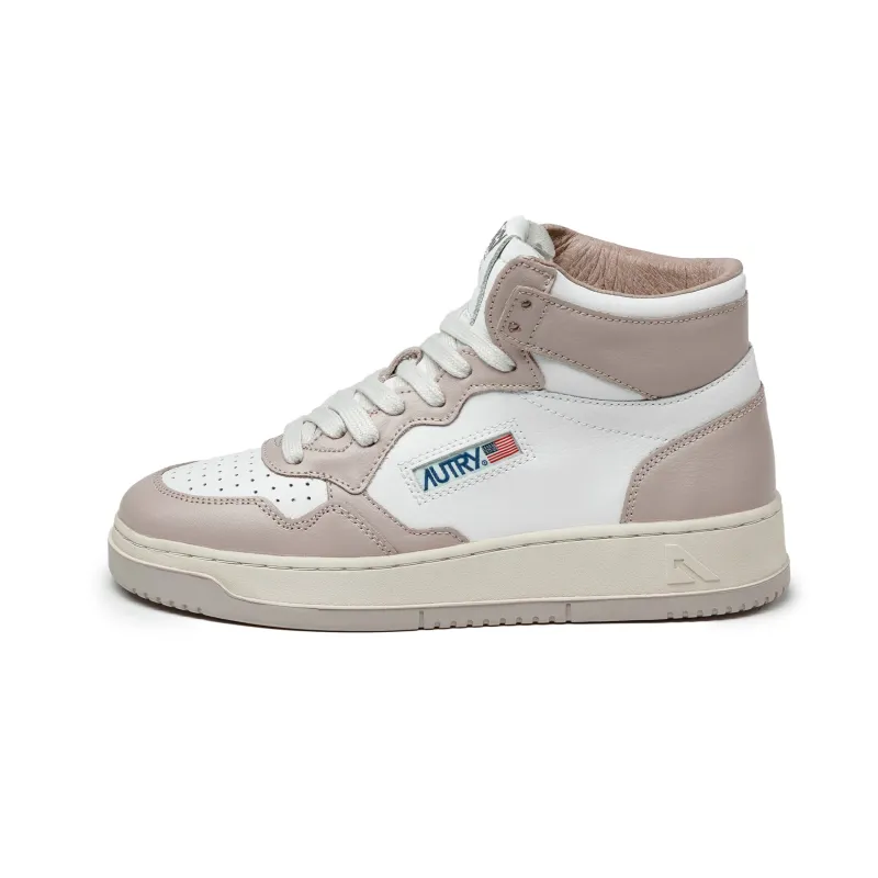 Autry Medalist Mid W sold by Asphalt Gold