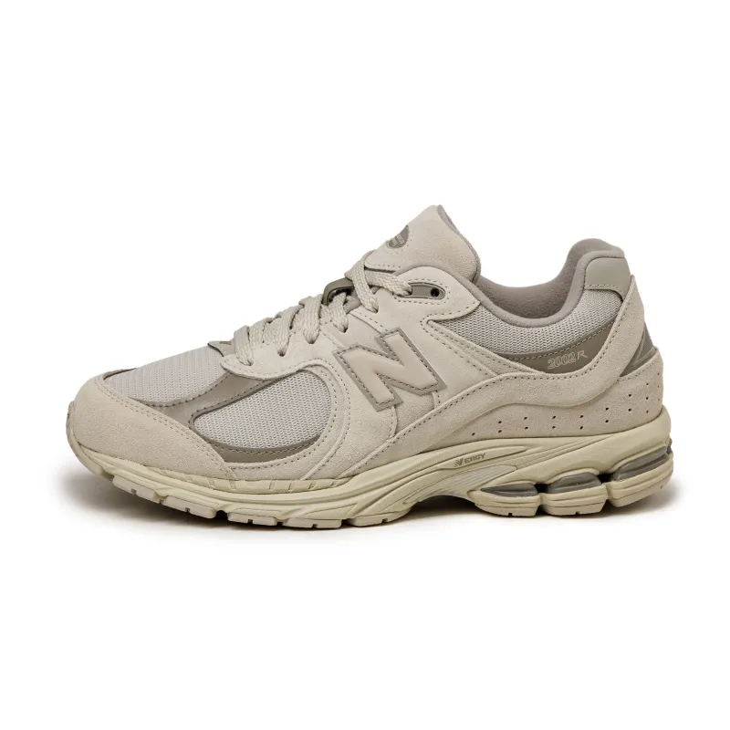 New Balance U2002RBE sold by Asphalt Gold